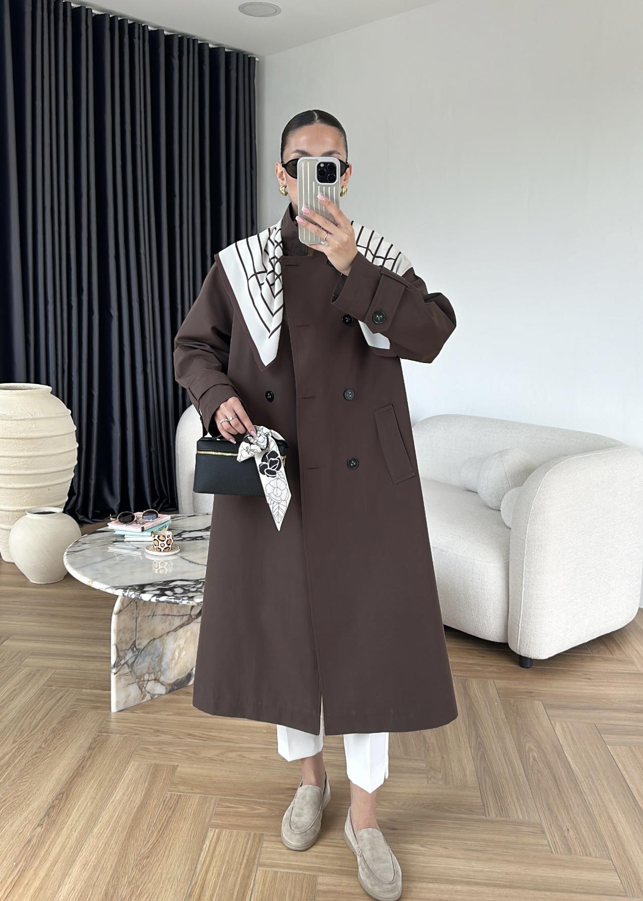Fularlı Uzun Trençkot