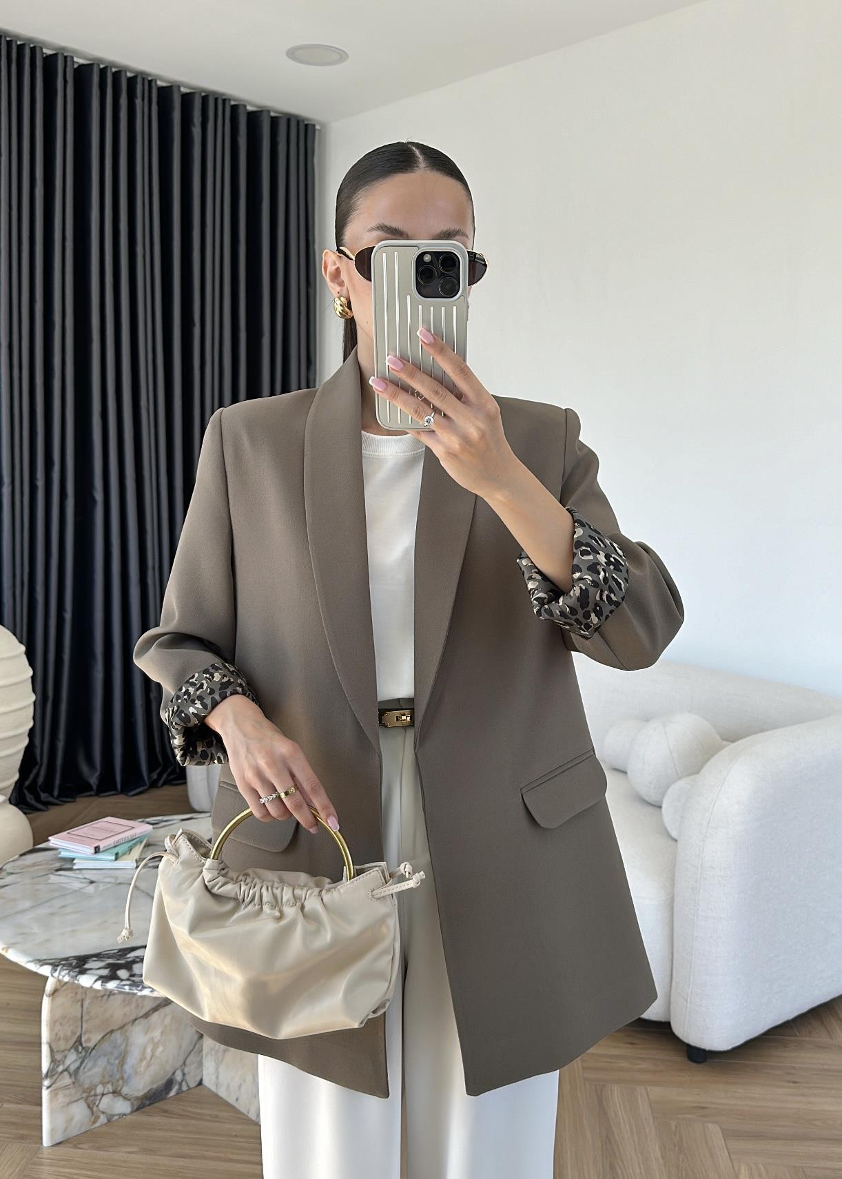 Astarı Leopar Desenli Blazer Ceket