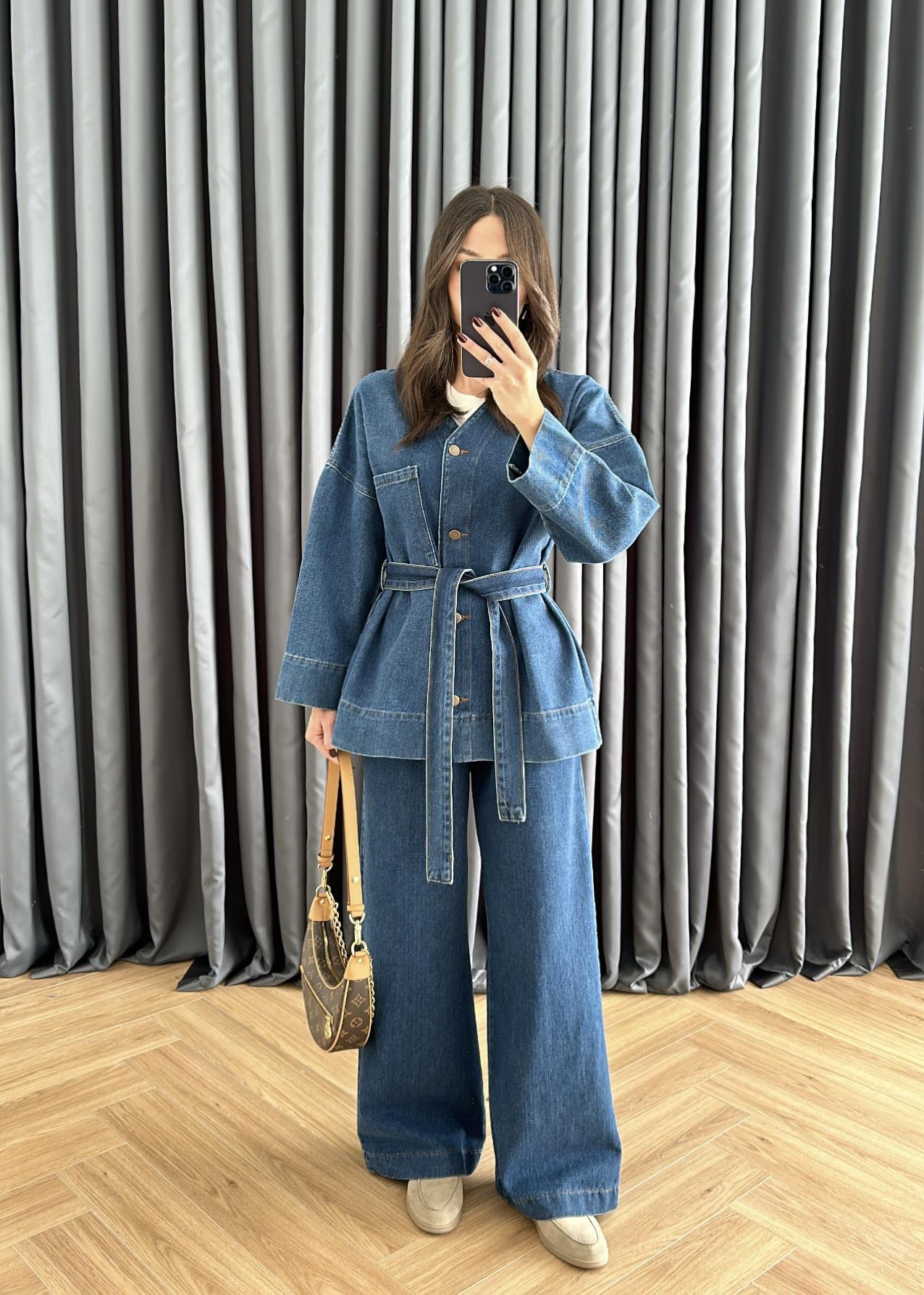 V Yakalı Denim Takım
