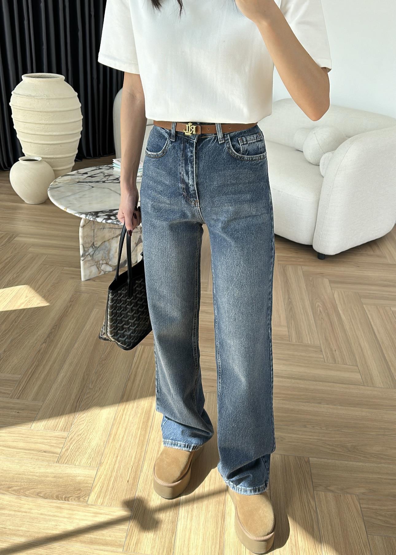 Straight Paça Dikişli Jean