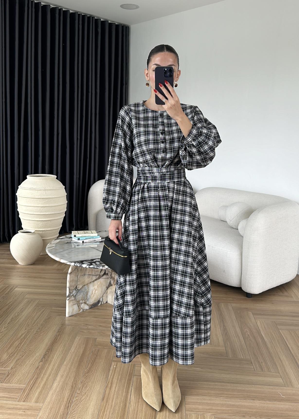 Luke Ekose Elbise