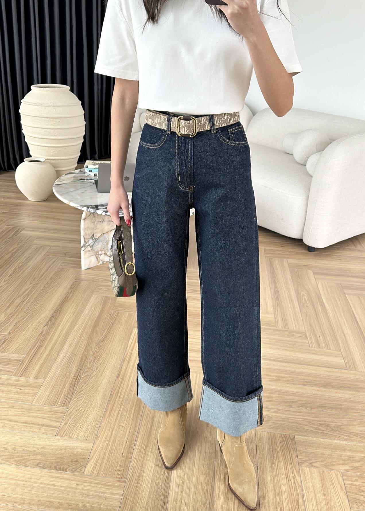 Bilek Boy Paçası Katlı Jean