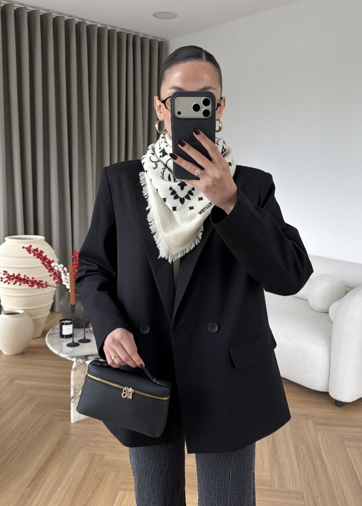 İki Düğmeli Dilvin Blazer