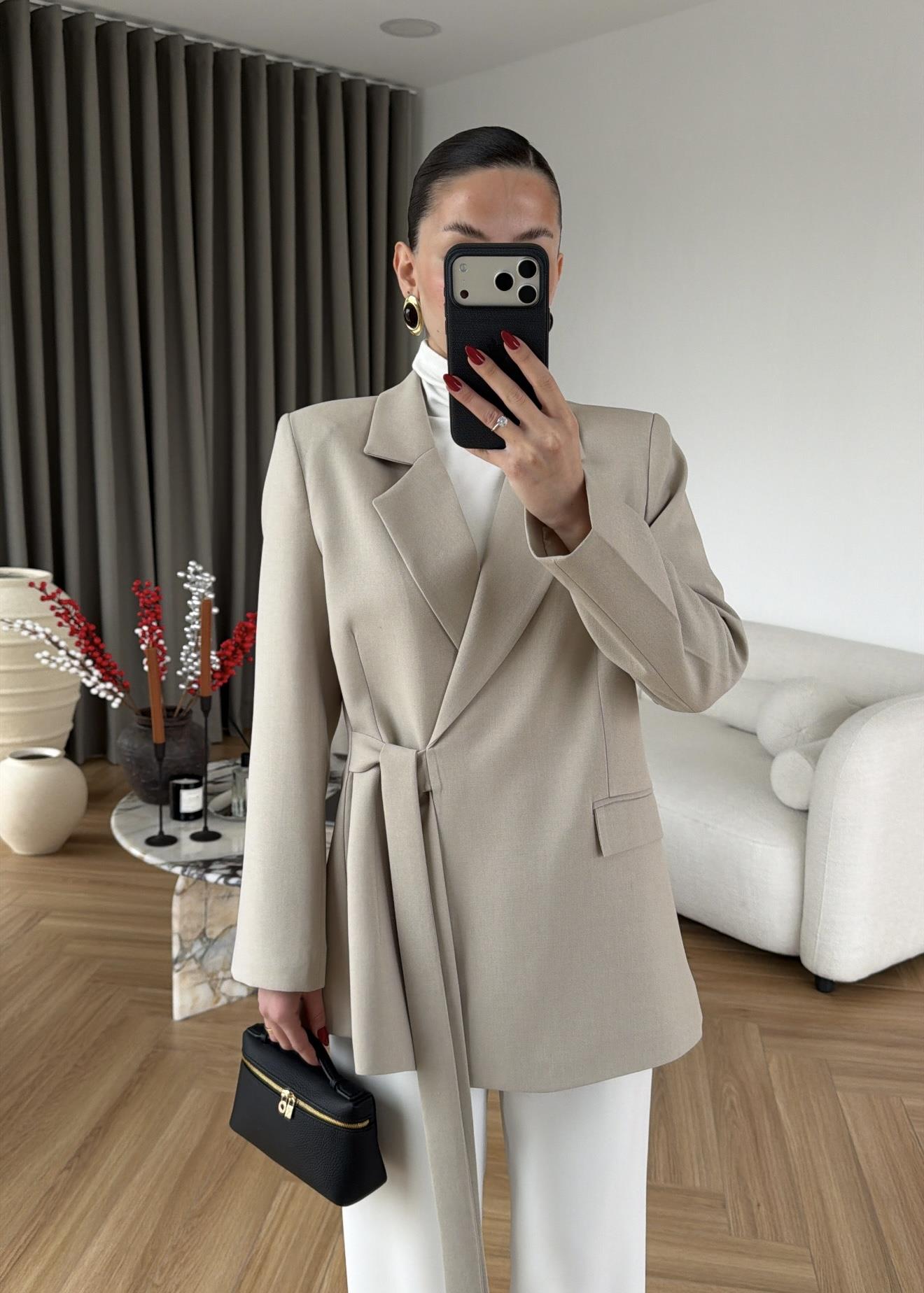 Mira Yandan Bağlamalı Blazer