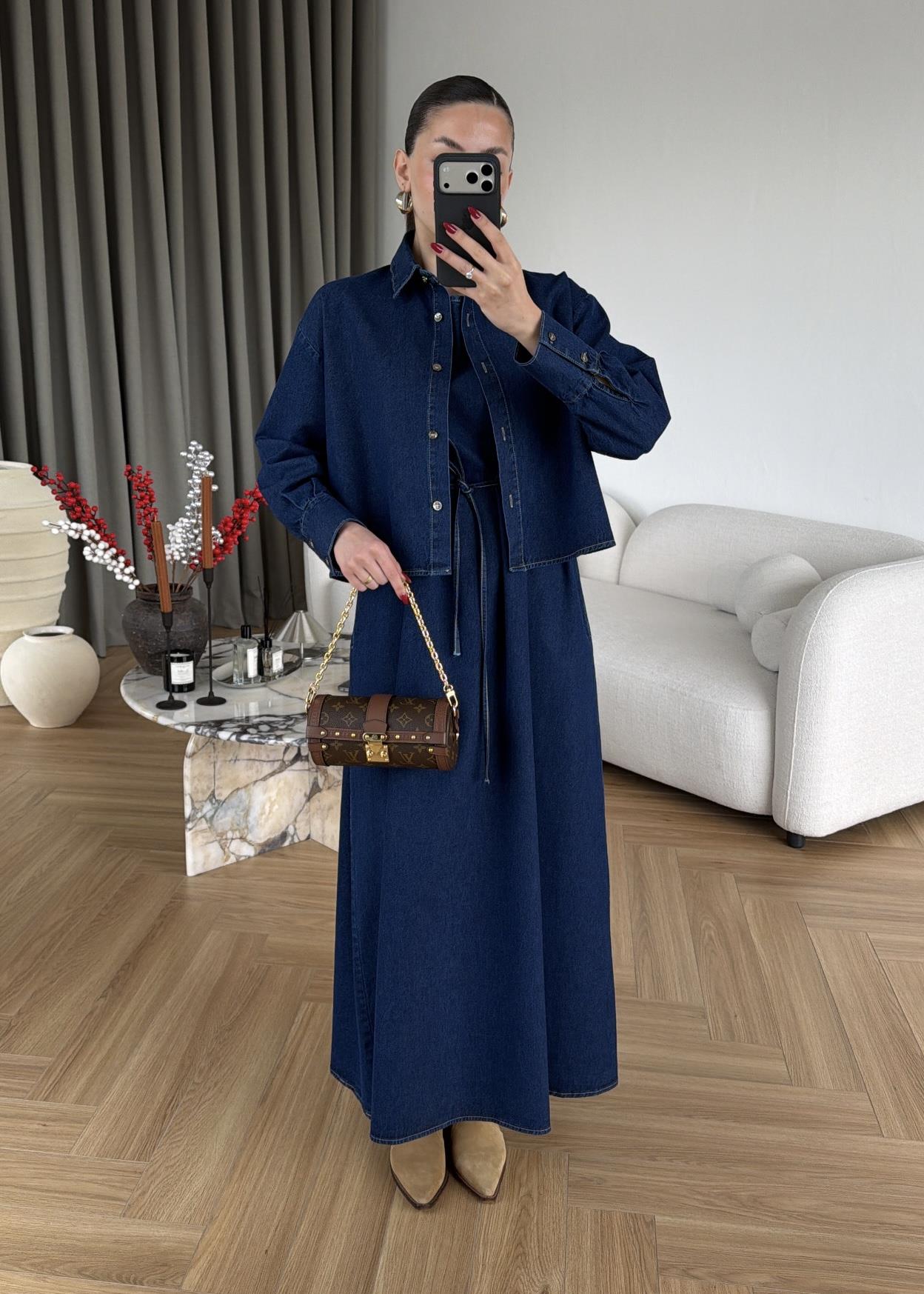 Gömlekli Kolsuz Elbiseli Denim Takım