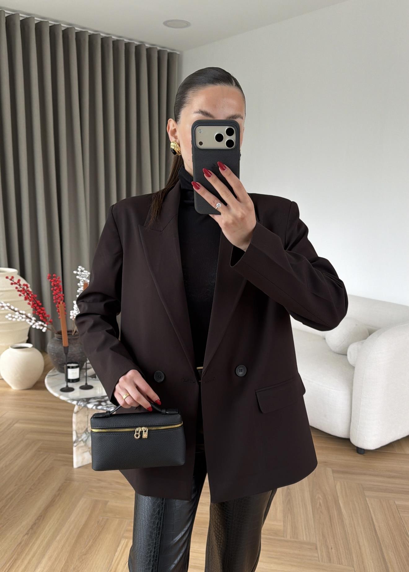 İki Düğmeli Dilvin Blazer