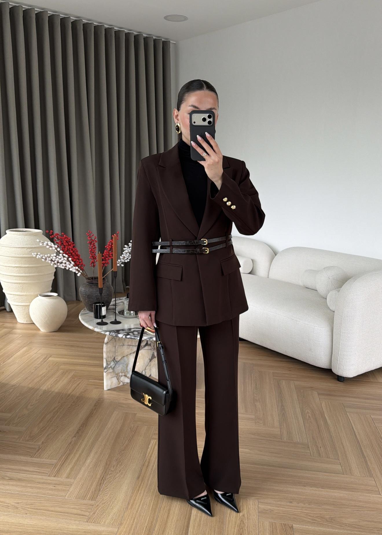 Çift Kemerli Blazer Takım