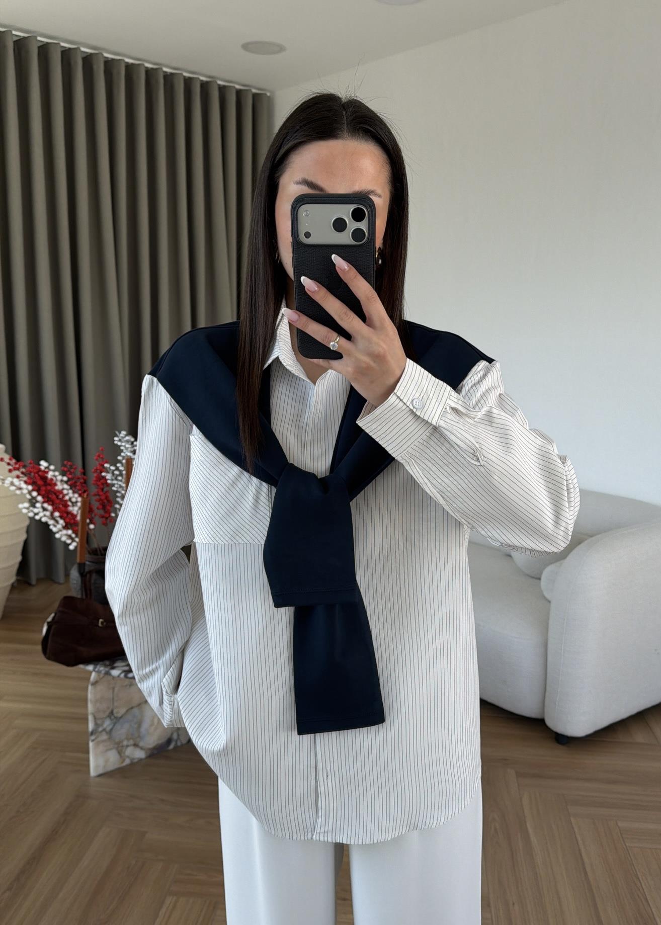 Ena Çizgili Bağlamalı Gömlek