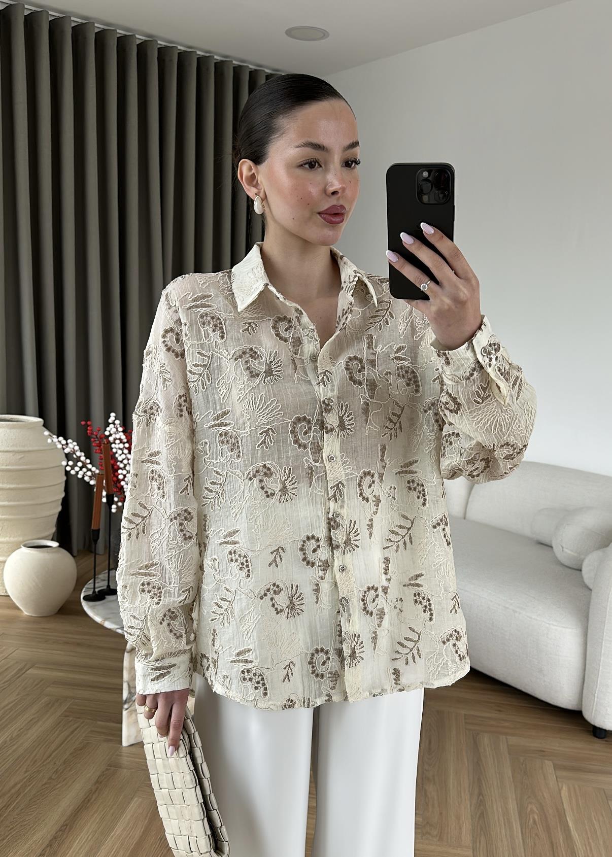Nakışlı Oversize Gömlek