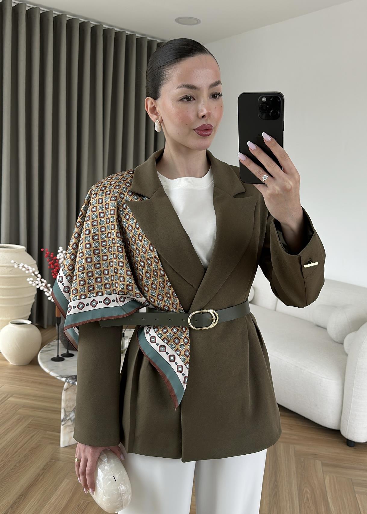 Şallı Deri Kemerli Blazer