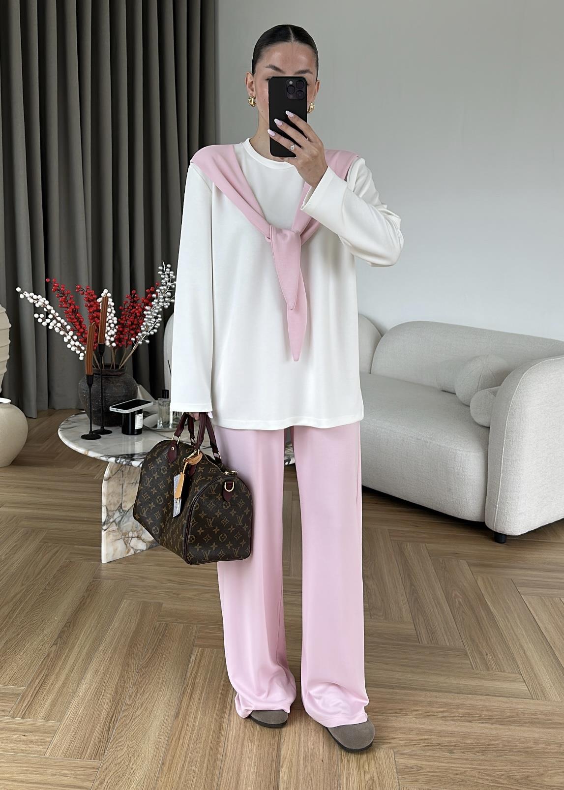 Nina Atkılı Modal Takım