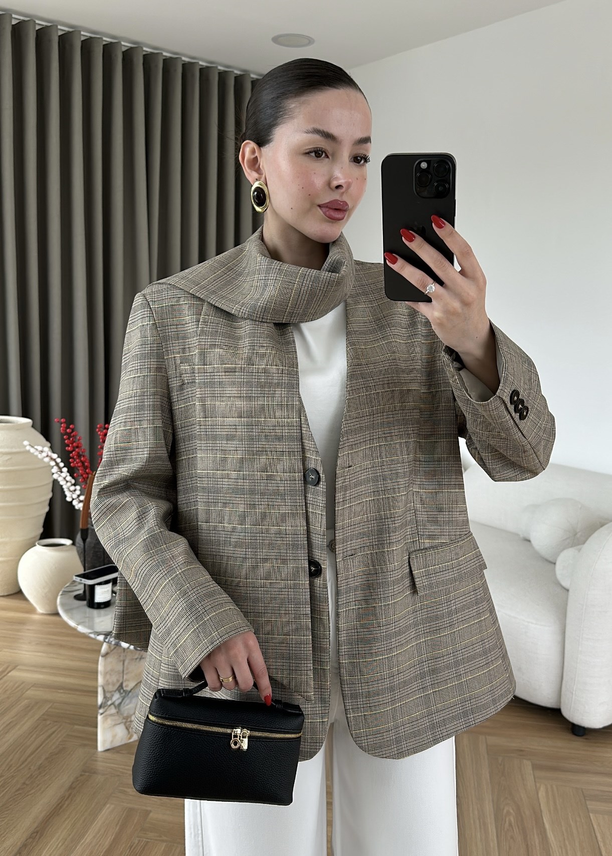 Delina Çıkarılabilir Fularlı Ceket