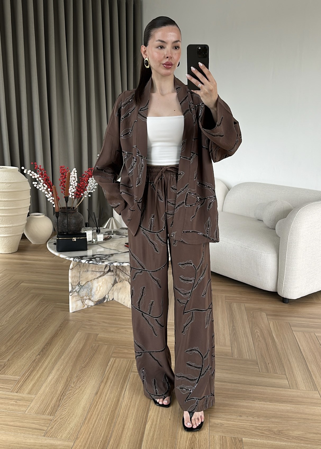 Yaprak Nakışlı Premium Takım