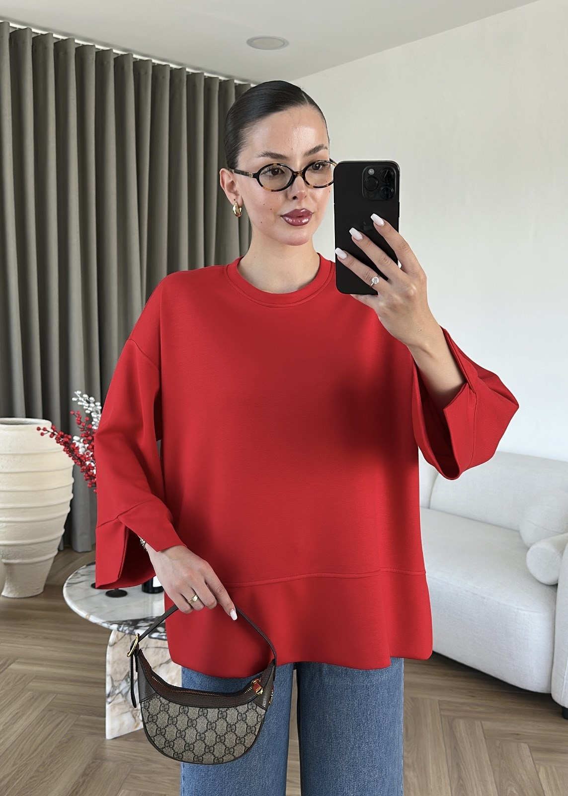 Yanı Yırtmaçlı Uzun Kollu Sweat