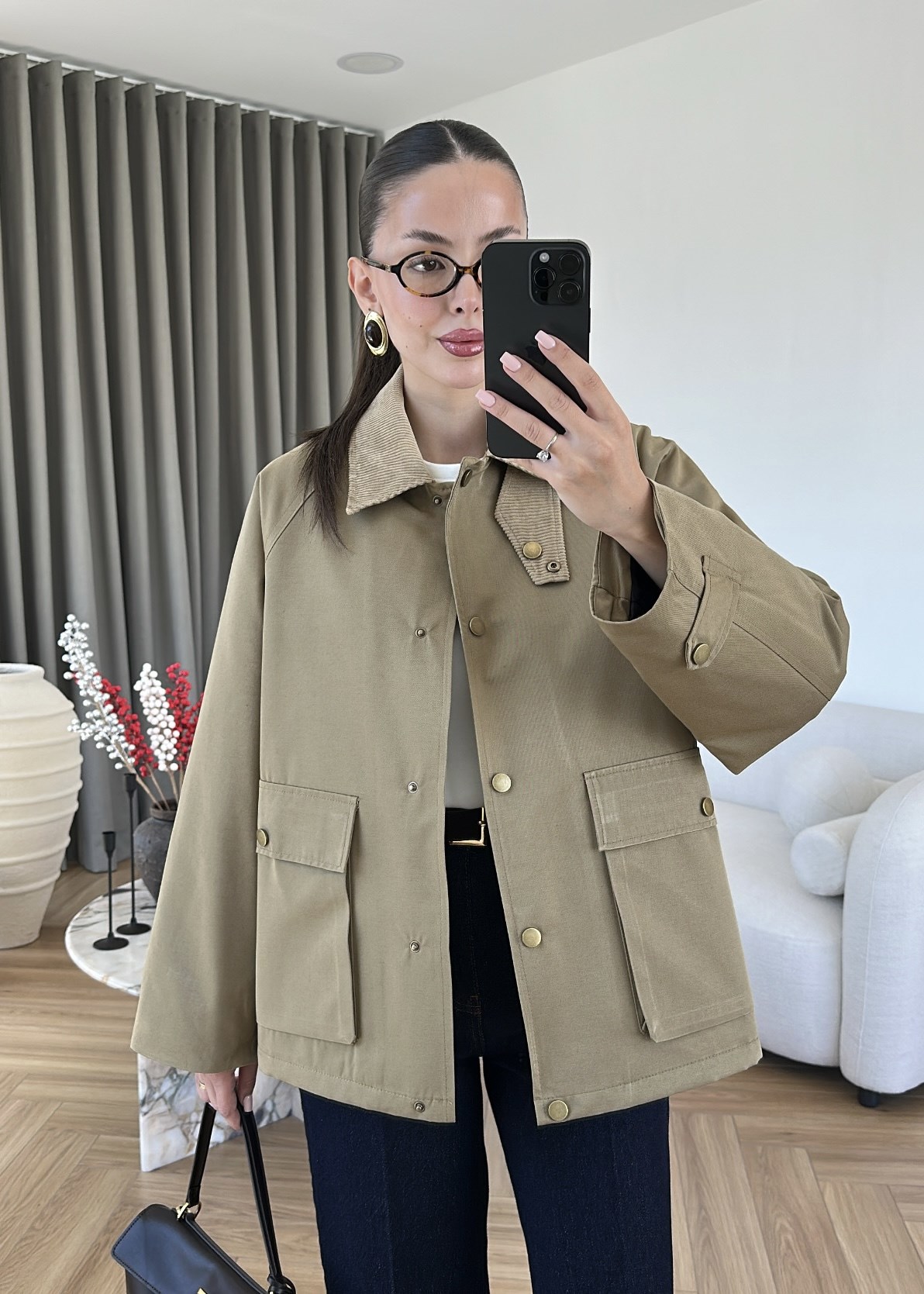 Barbour Kadife Yakalı Mont