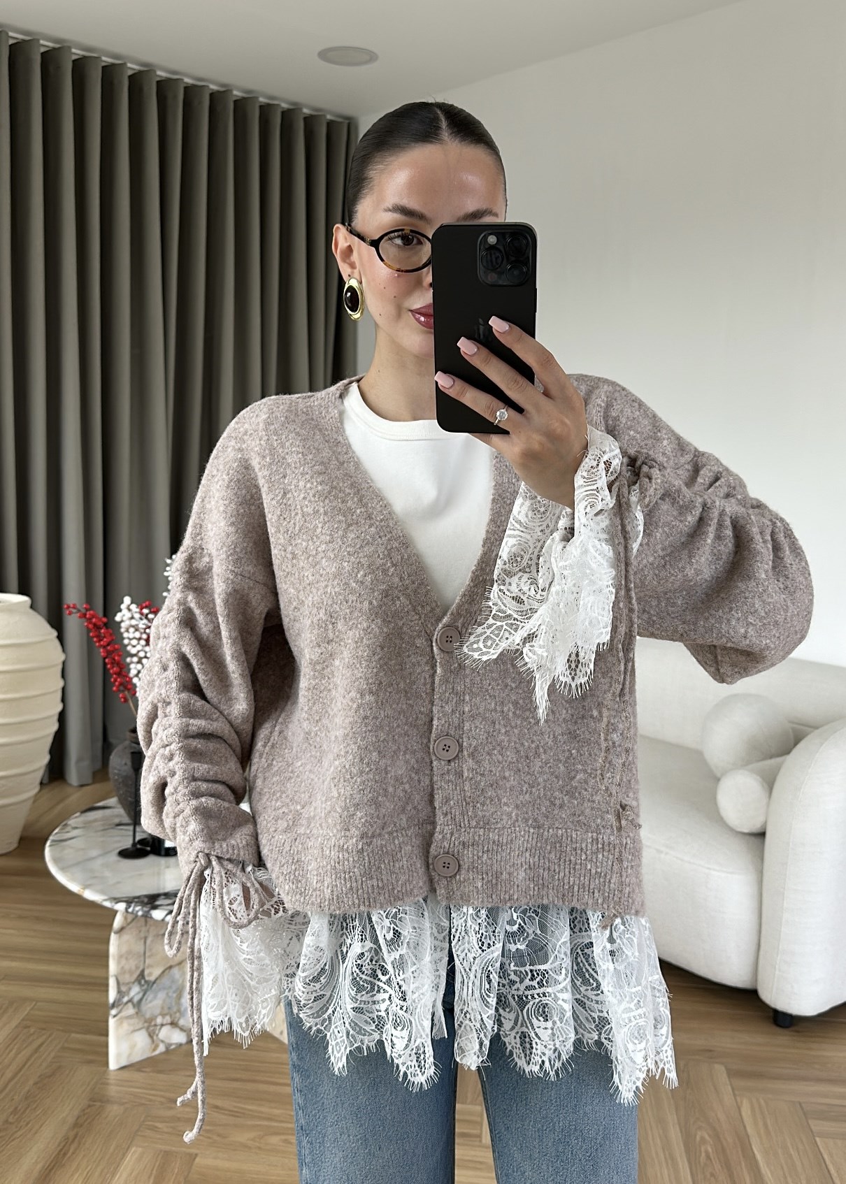 Altı Dantelli Premium Hırka