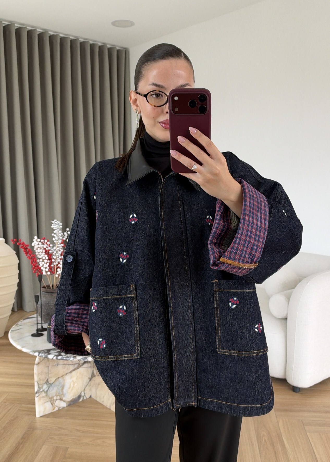 Nakışlı Deri Yakalı Denim Ceket