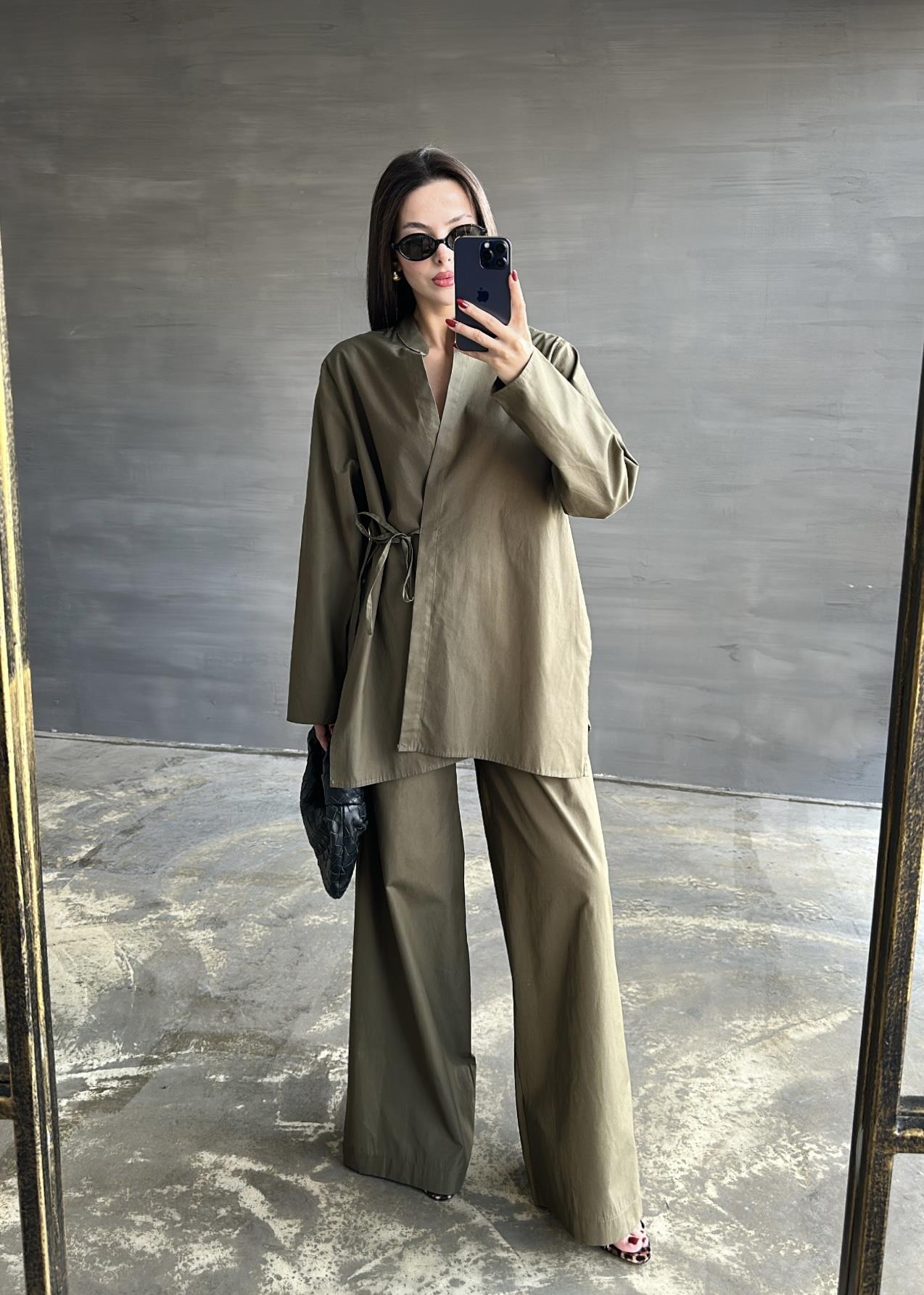 Poplin Yanı Yırtmaçlı Takım