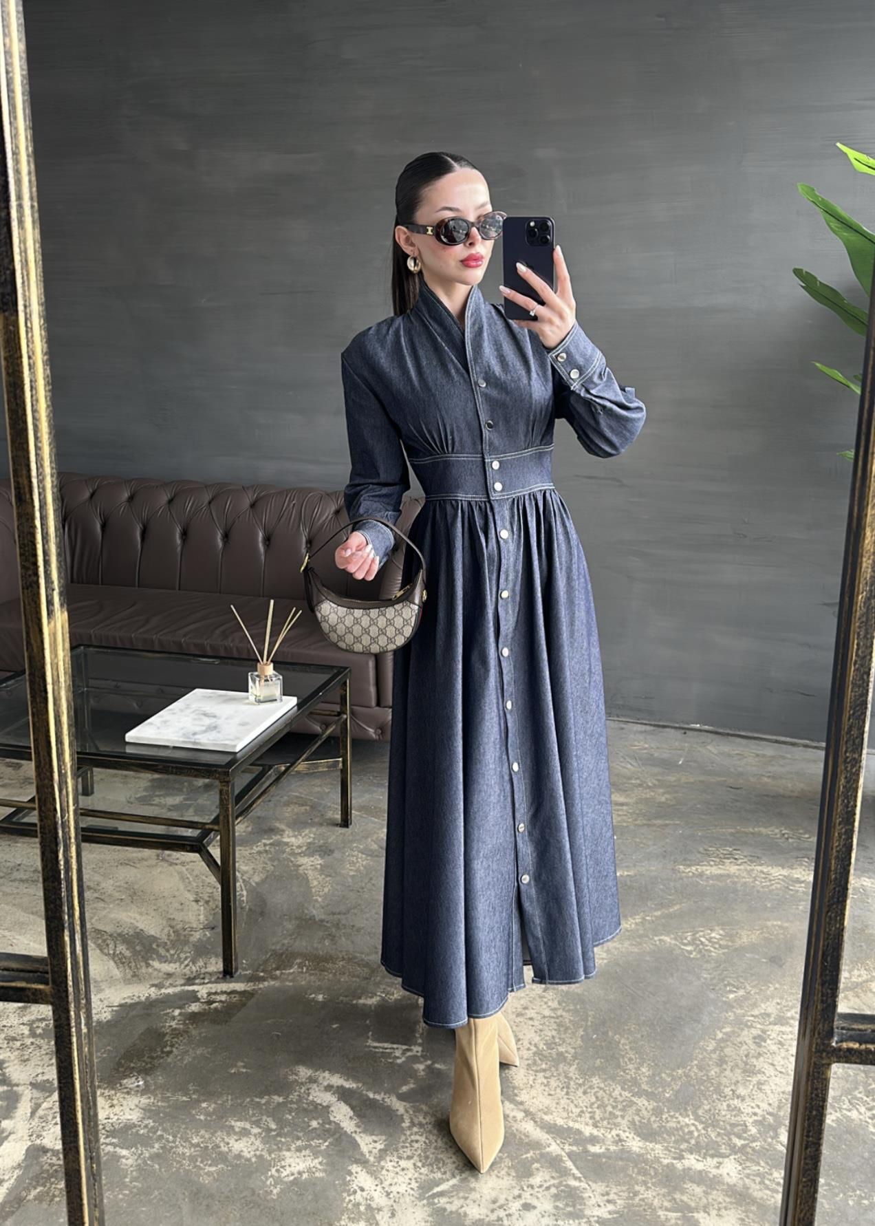 Belden Oturtmalı Denim Elbise