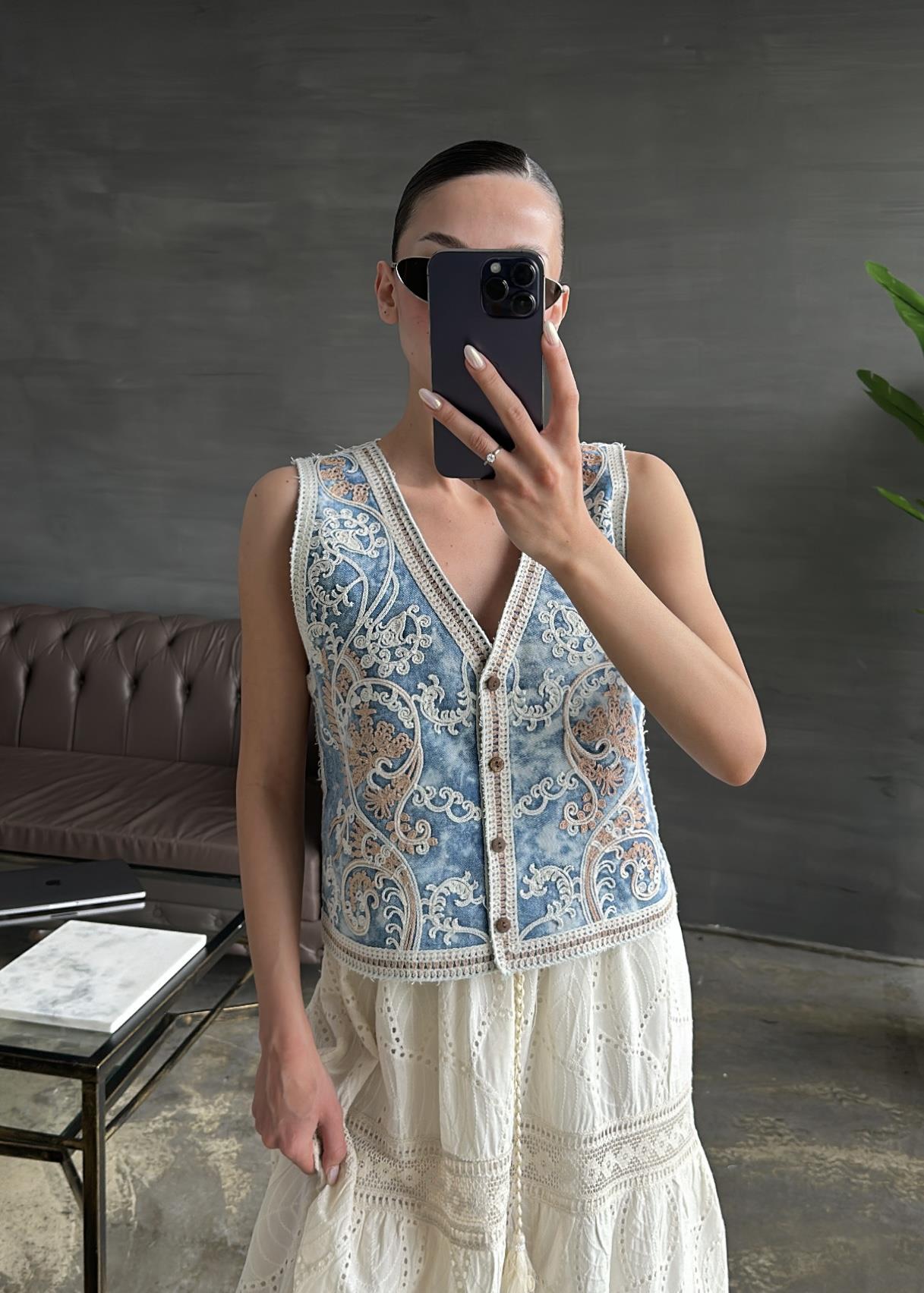 Dantel İşlemeli Denim Yelek