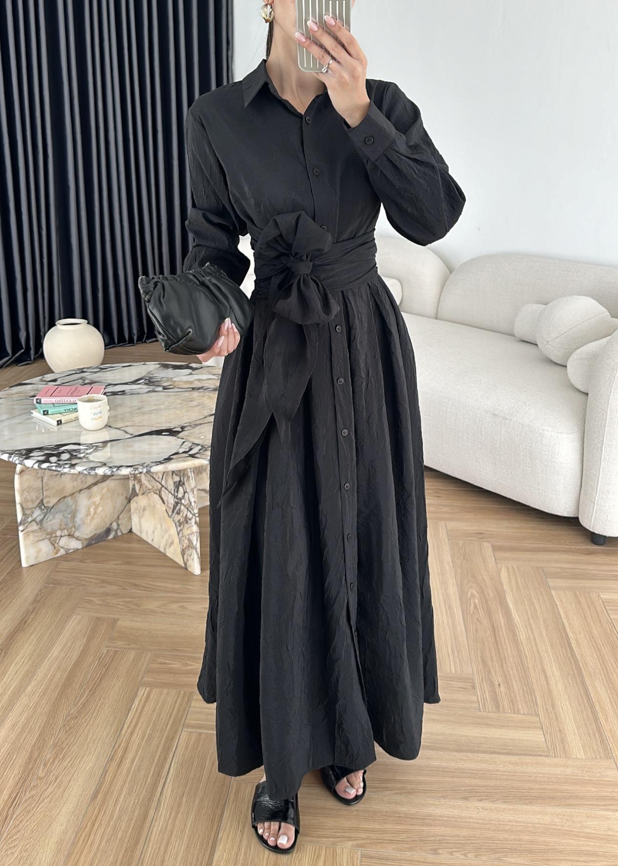Kraşlı Beli Bağlamalı Elbise